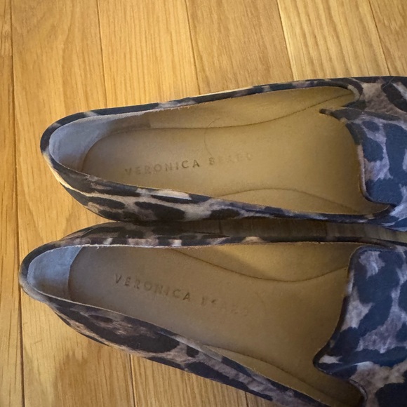 Veronica Beard Leopard Flats - Picture 3 of 4